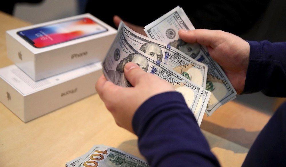 khong nen mua iphone moi anh 3