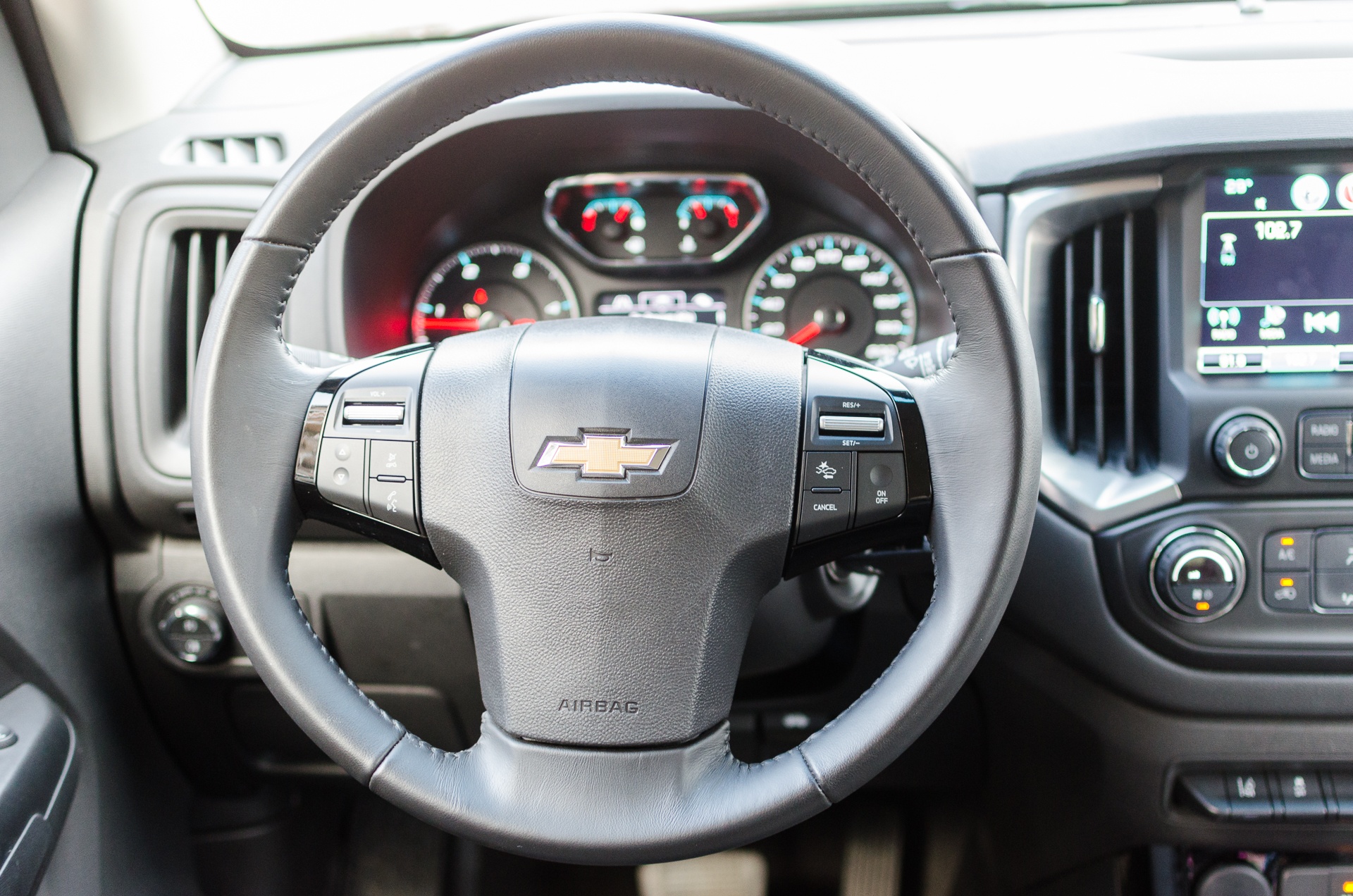 Đánh giá Chevrolet Trailblazer ảnh 11 Danh gia Chevrolet Trailblazer anh 11