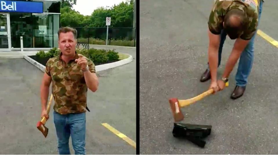 Khach dung riu dap nat modem truoc cua nha cung cap mang hinh anh