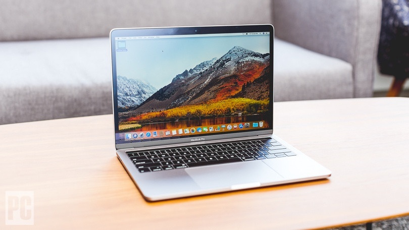 Apple xin lỗi vì lỗi quá nhiệt trên MacBook Pro 2018 ảnh 1 Apple xin loi vi loi qua nhiet tren MacBook Pro 2018 anh 1
