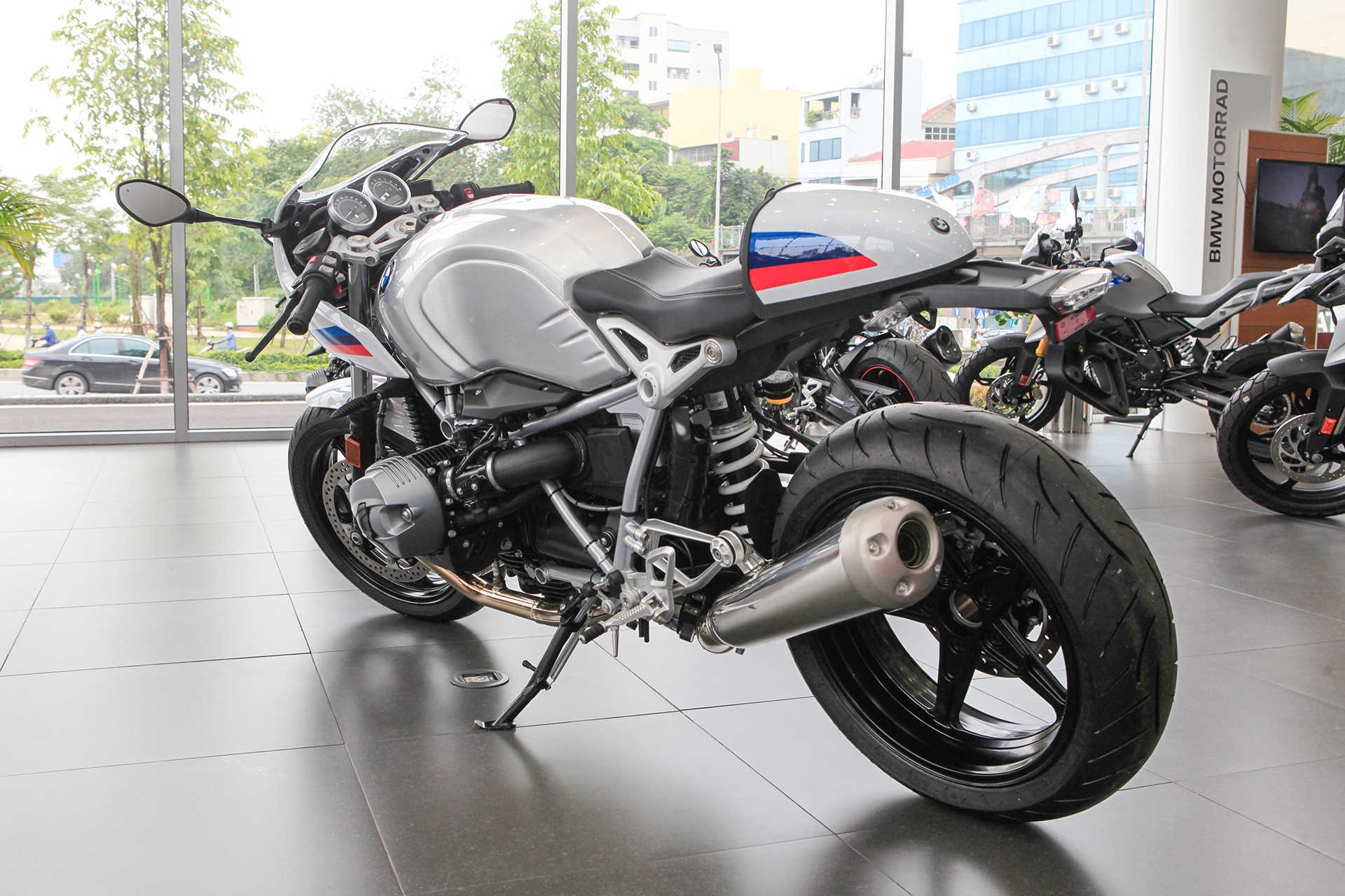 Chi tiet BMW R Nine T Racer anh 3