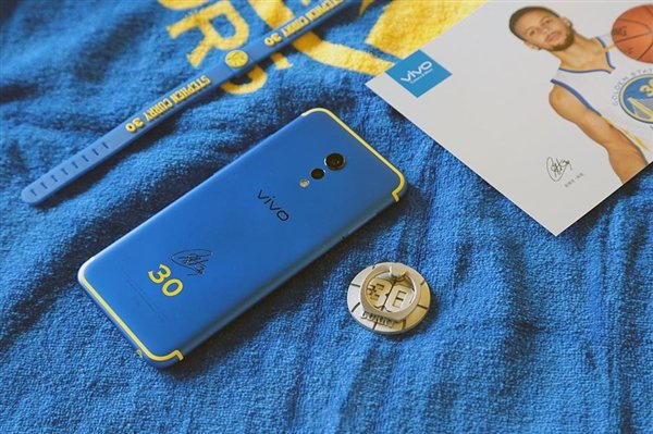 smartphone dac biet 2018 anh 4