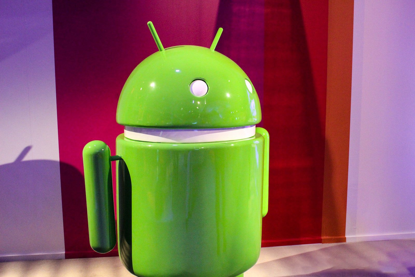 Ban biet gi ve nen tang di dong pho bien nhat the gioi? hinh anh