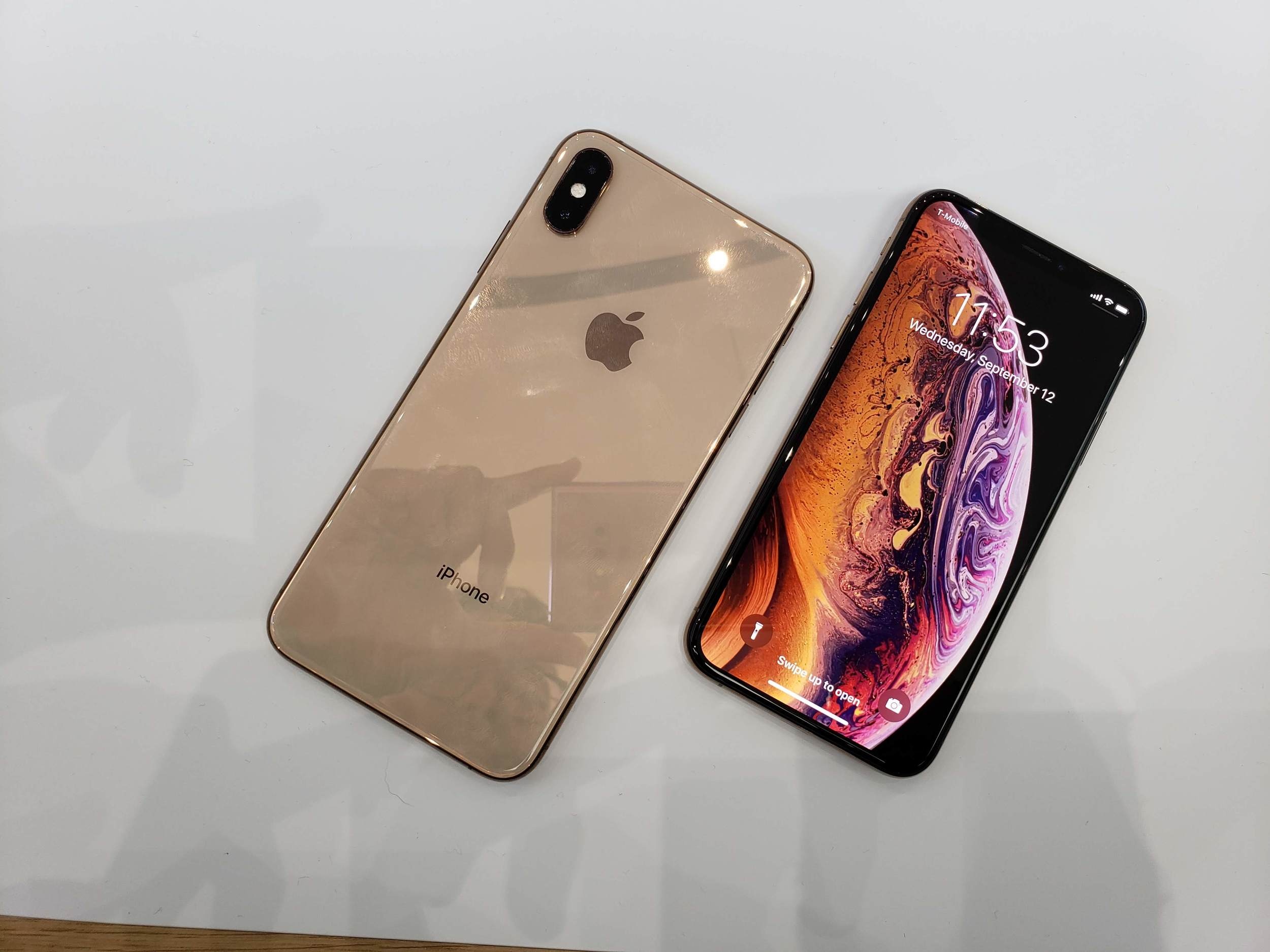 anh iPhone XS anh 8