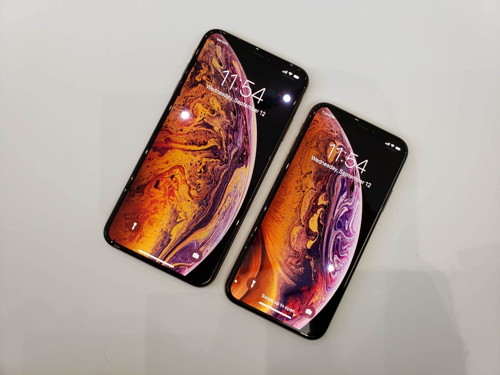 co nen mua iPhone XS anh 6