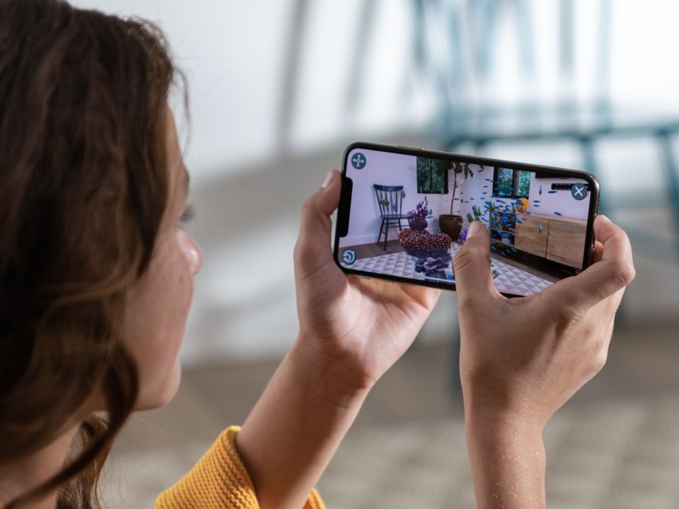 co nen mua iPhone XS anh 4