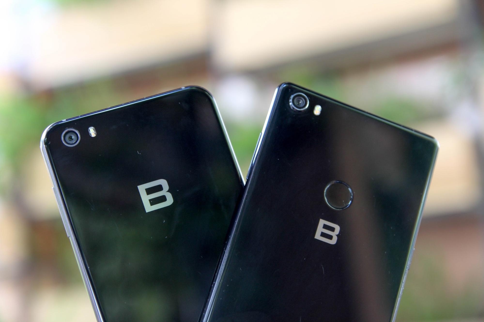 so sanh Bphone 3 va Bphone 2017 anh 4