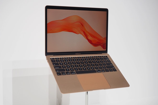 MacBook Air 2018 ra mat voi man hinh Retina, gia 1.200 USD hinh anh