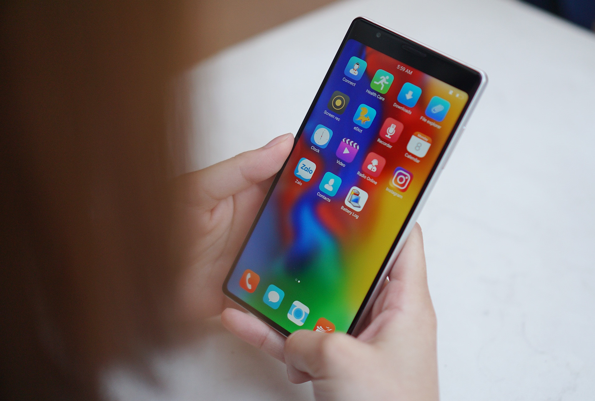 co nen mua Bphone 3 anh 12