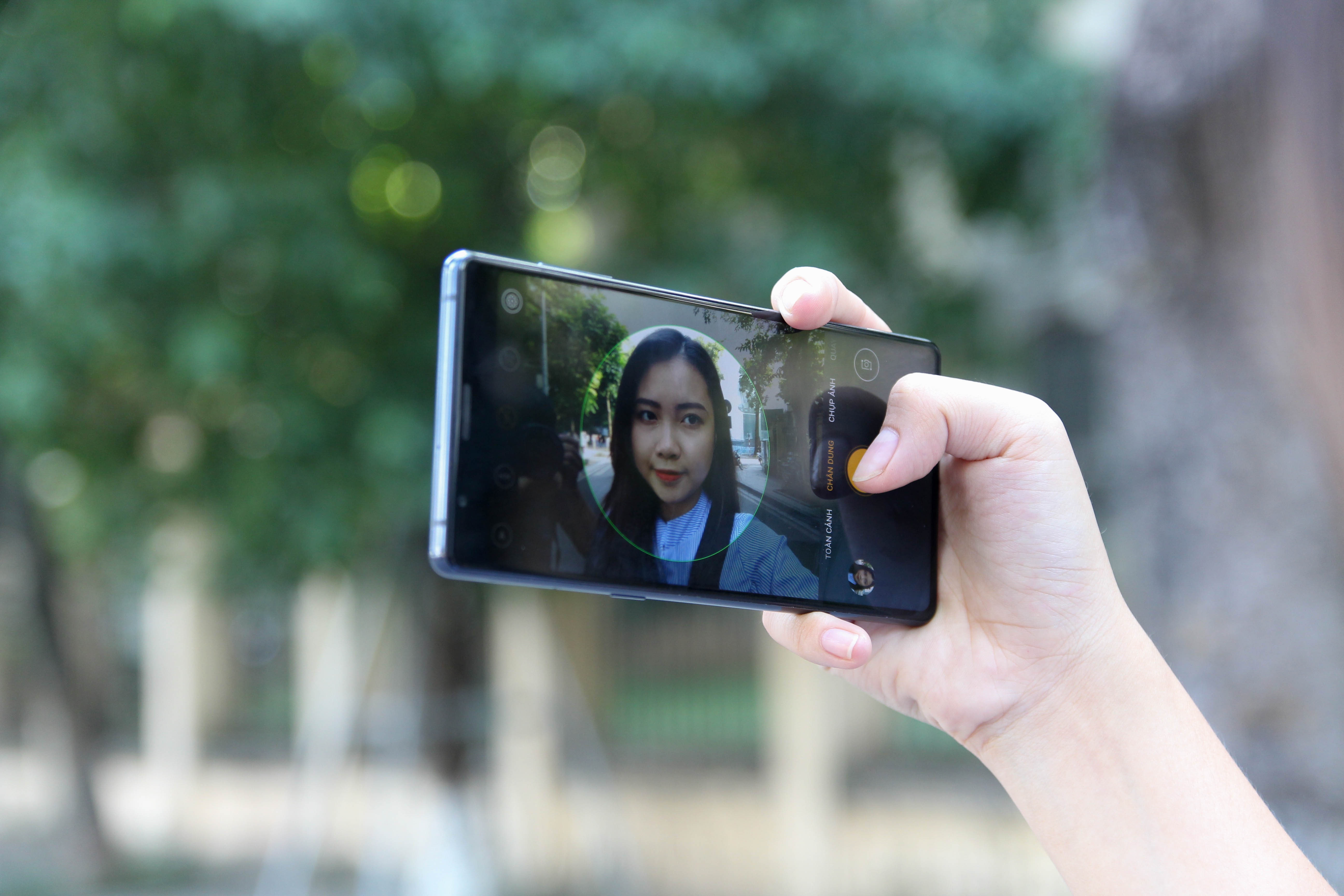 co nen mua Bphone 3 anh 15