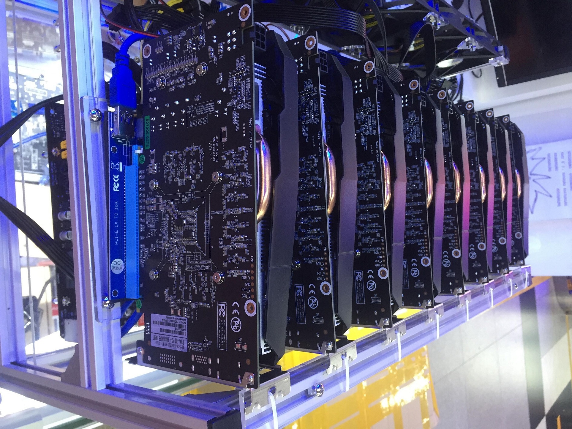 asus khuyen khich dao tien dien tu anh 1