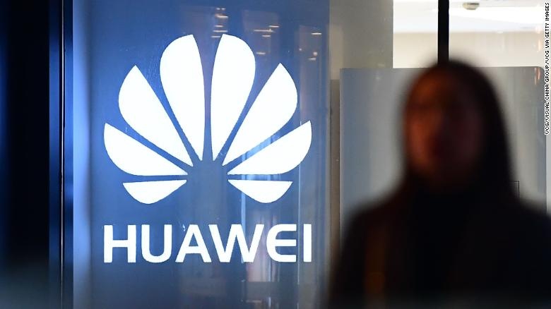 Cuoi nam, song gio van chua buong tha Huawei hinh anh