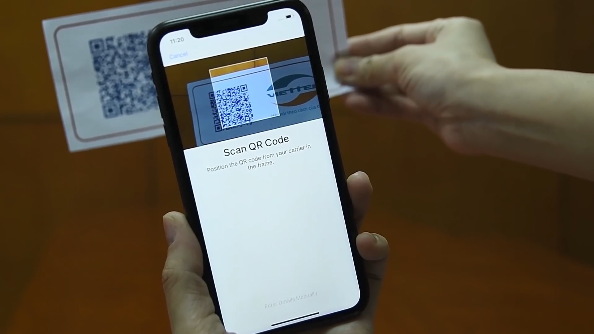 iPhone XR da co the dung eSIM tai Viet Nam? hinh anh