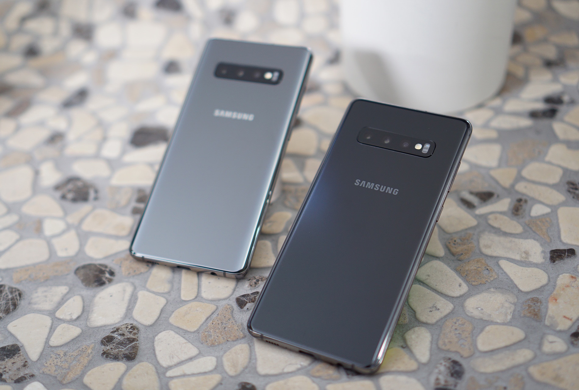 trên tay Galaxy S10 ảnh 1 tren tay Galaxy S10 anh 1