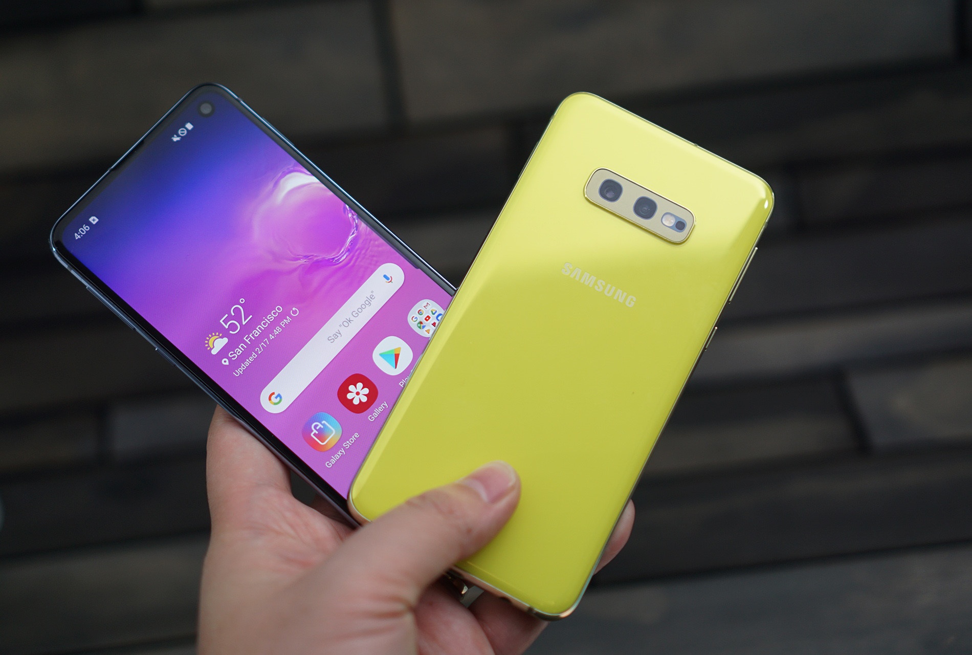 Giá bán Galaxy S10 ảnh 2 Gia ban Galaxy S10 anh 2