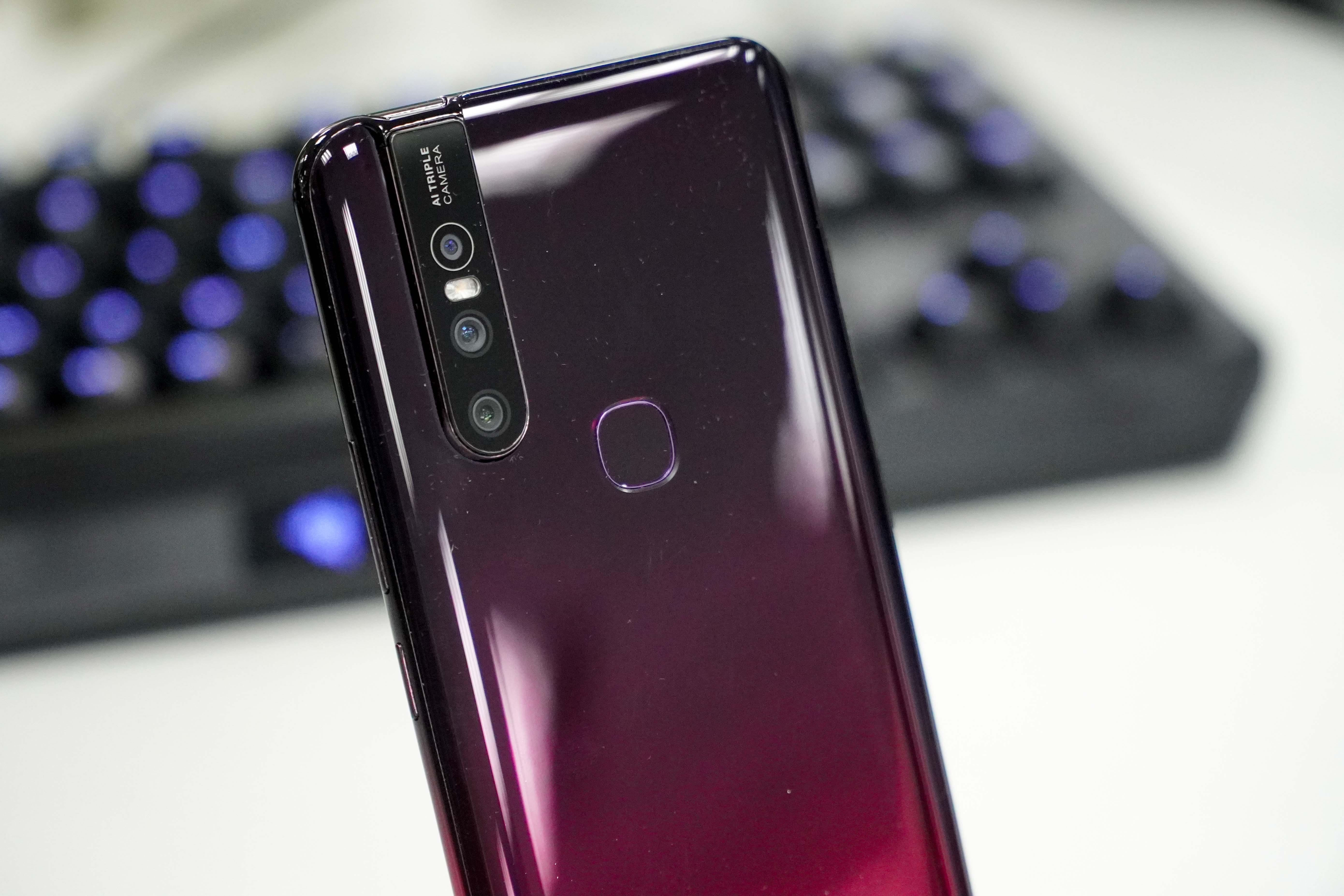 Mo hop Vivo V15 anh 4