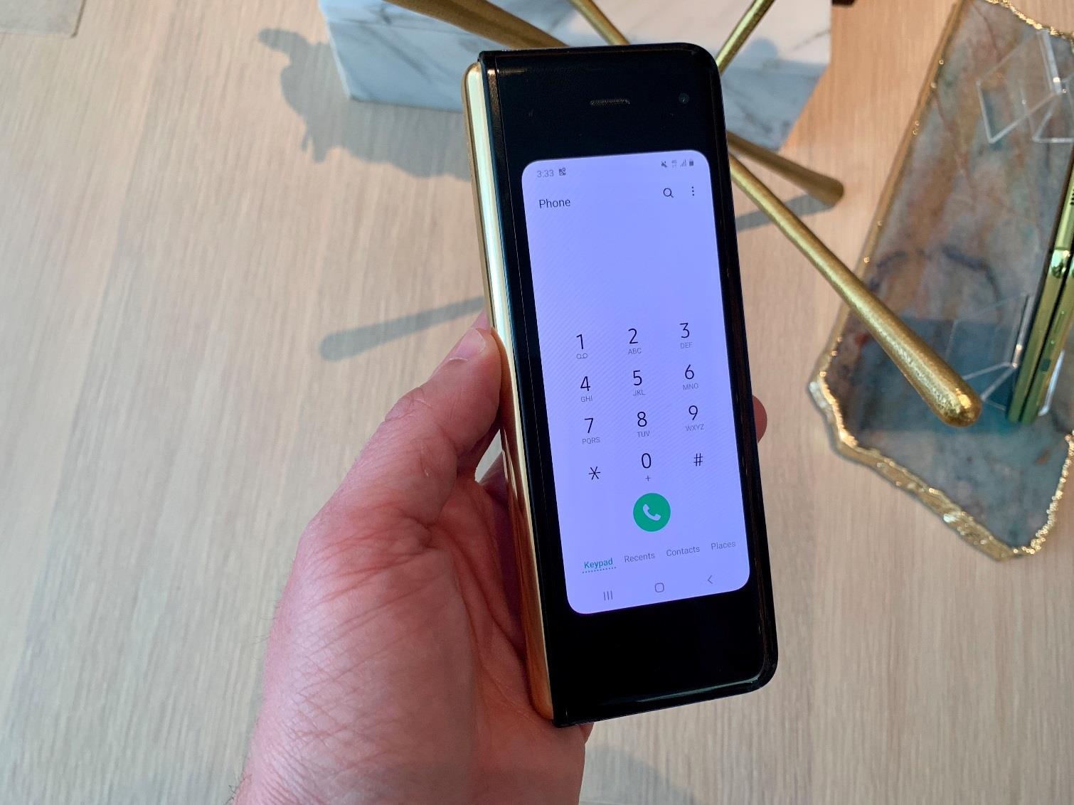 danh gia Samsung Galaxy Fold anh 1