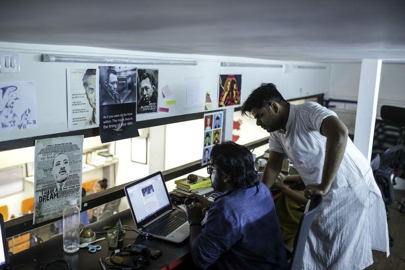 11 nguoi chong tin gia Facebook anh 4