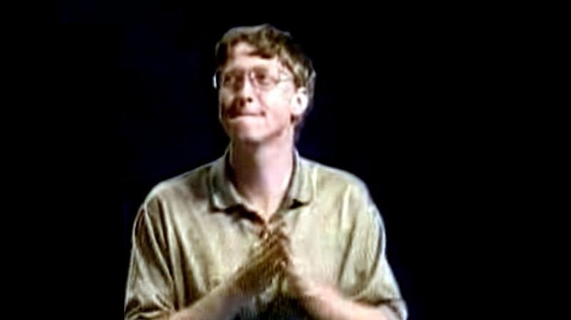Dieu nhay 'con ga' than thanh cua Bill Gates ra mat Windows 95 hinh anh