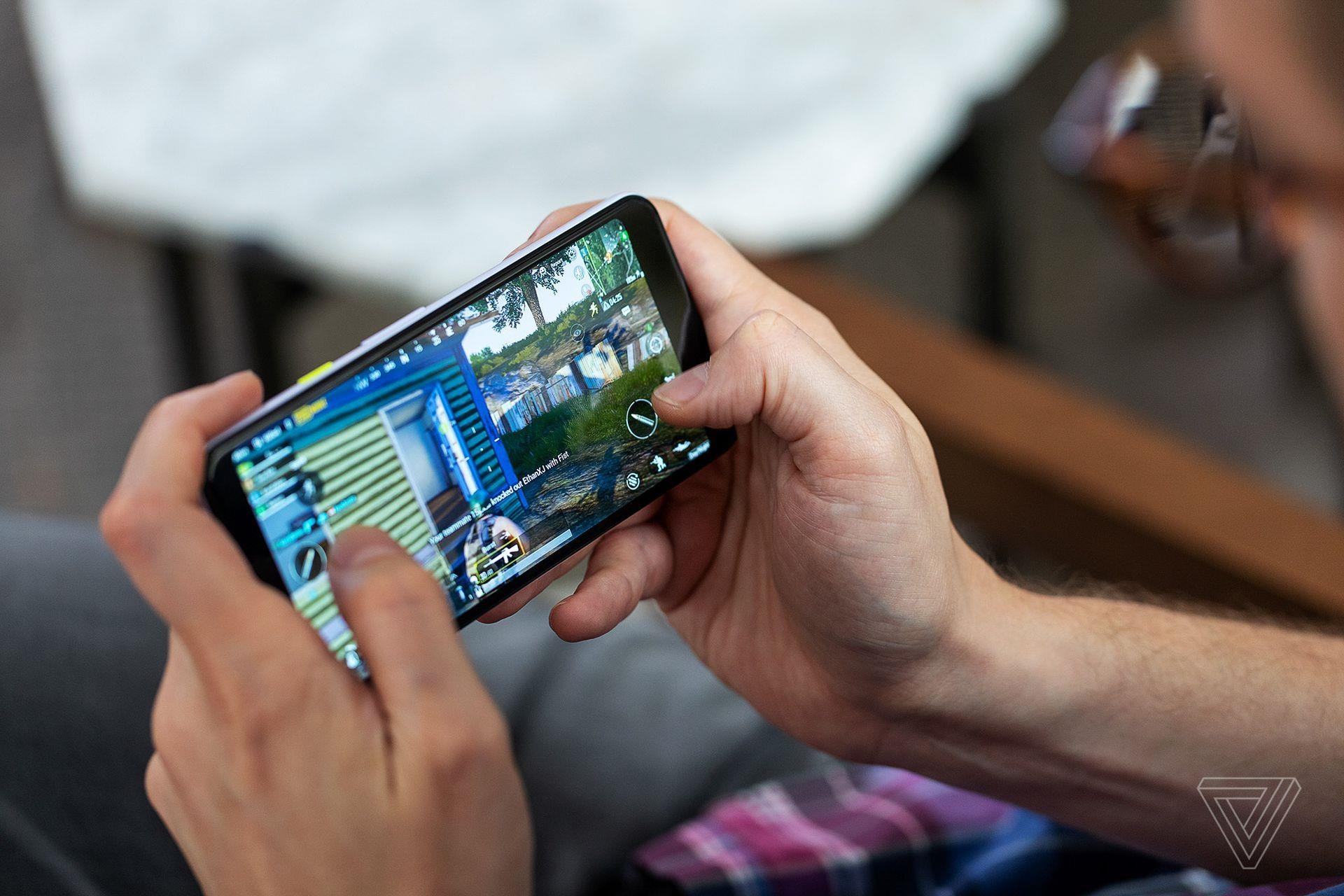 Google Pixel 3a ra mat anh 10