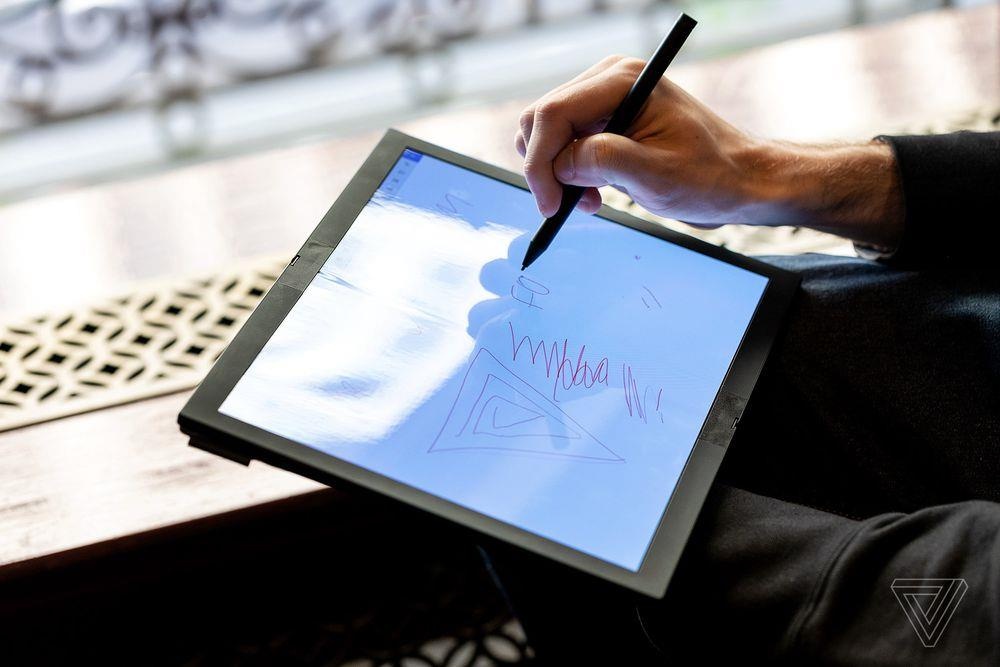 laptop man hinh gap anh 8