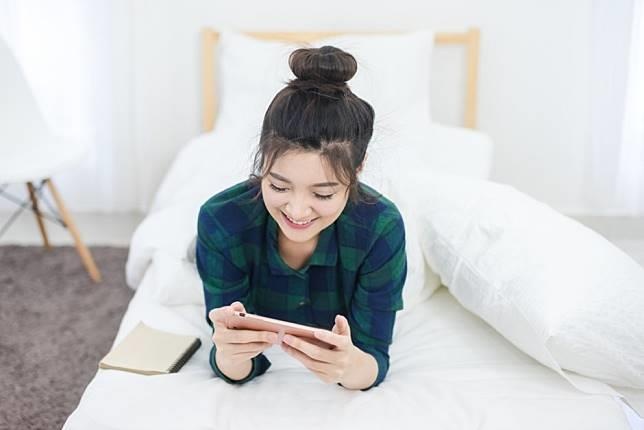 Qua ban, ky su tao chatbot de tro chuyen ho voi nguoi yeu hinh anh