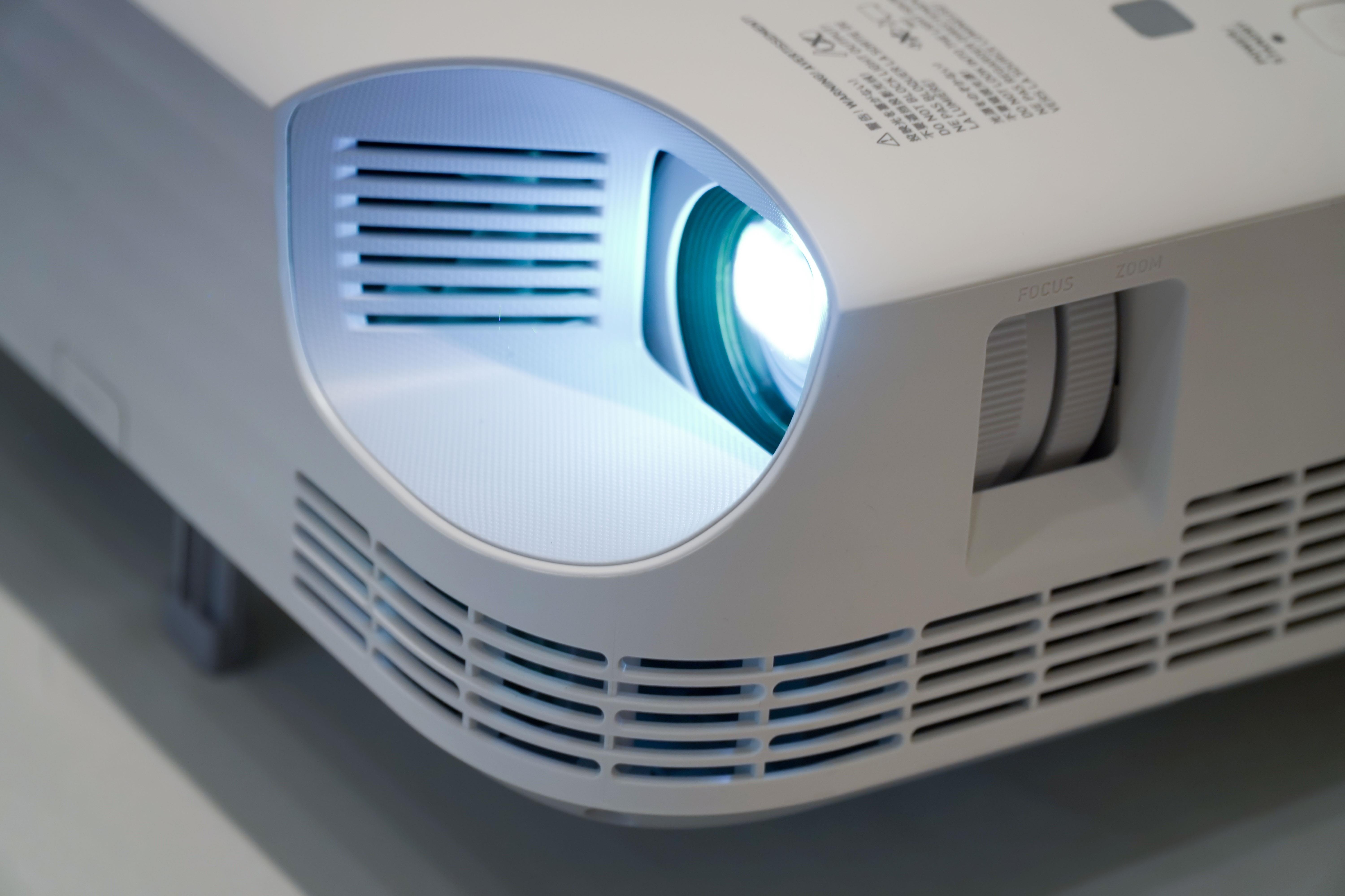 máy chiếu Casio XJ-S400UN ảnh 1 may chieu Casio XJ-S400UN anh 1