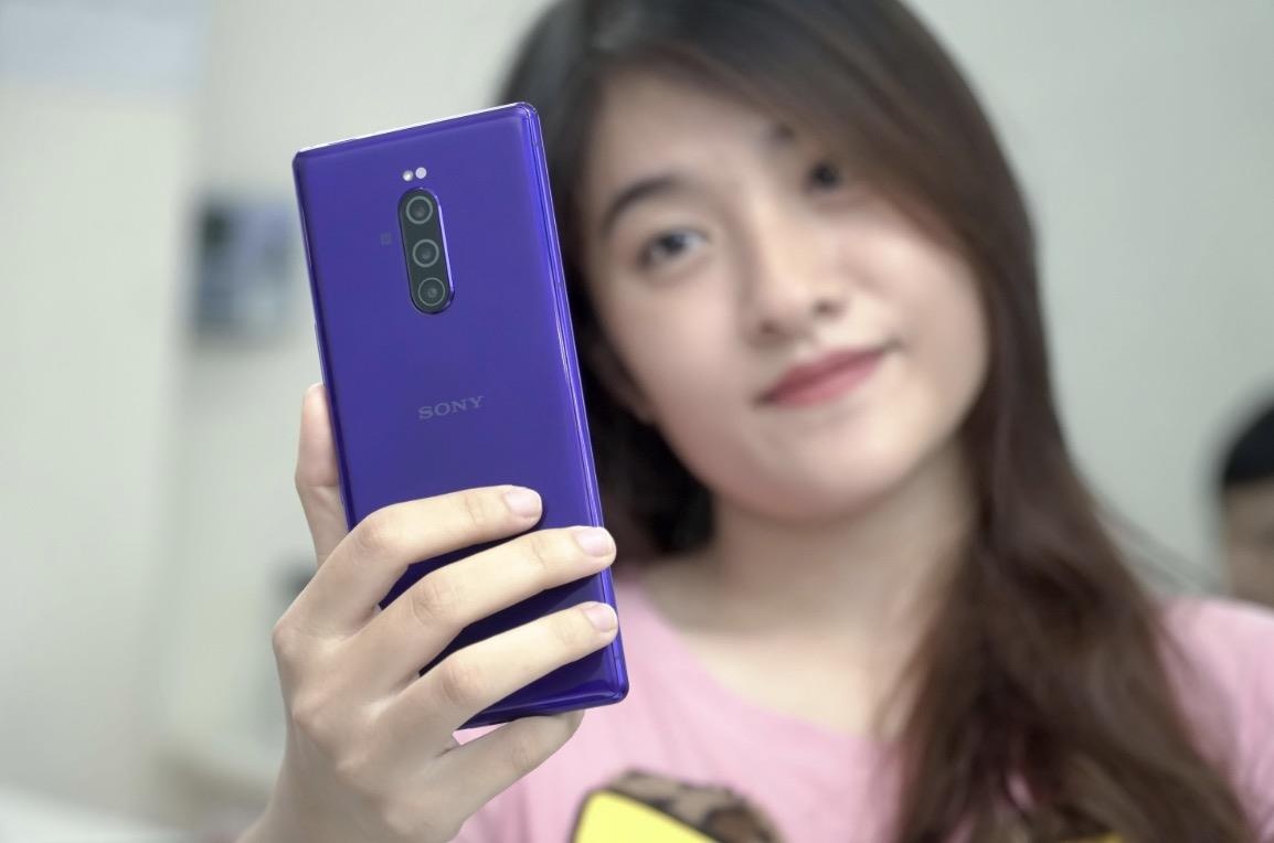 Nhung mau smartphone thu vi nhung kho mua o Viet Nam hinh anh