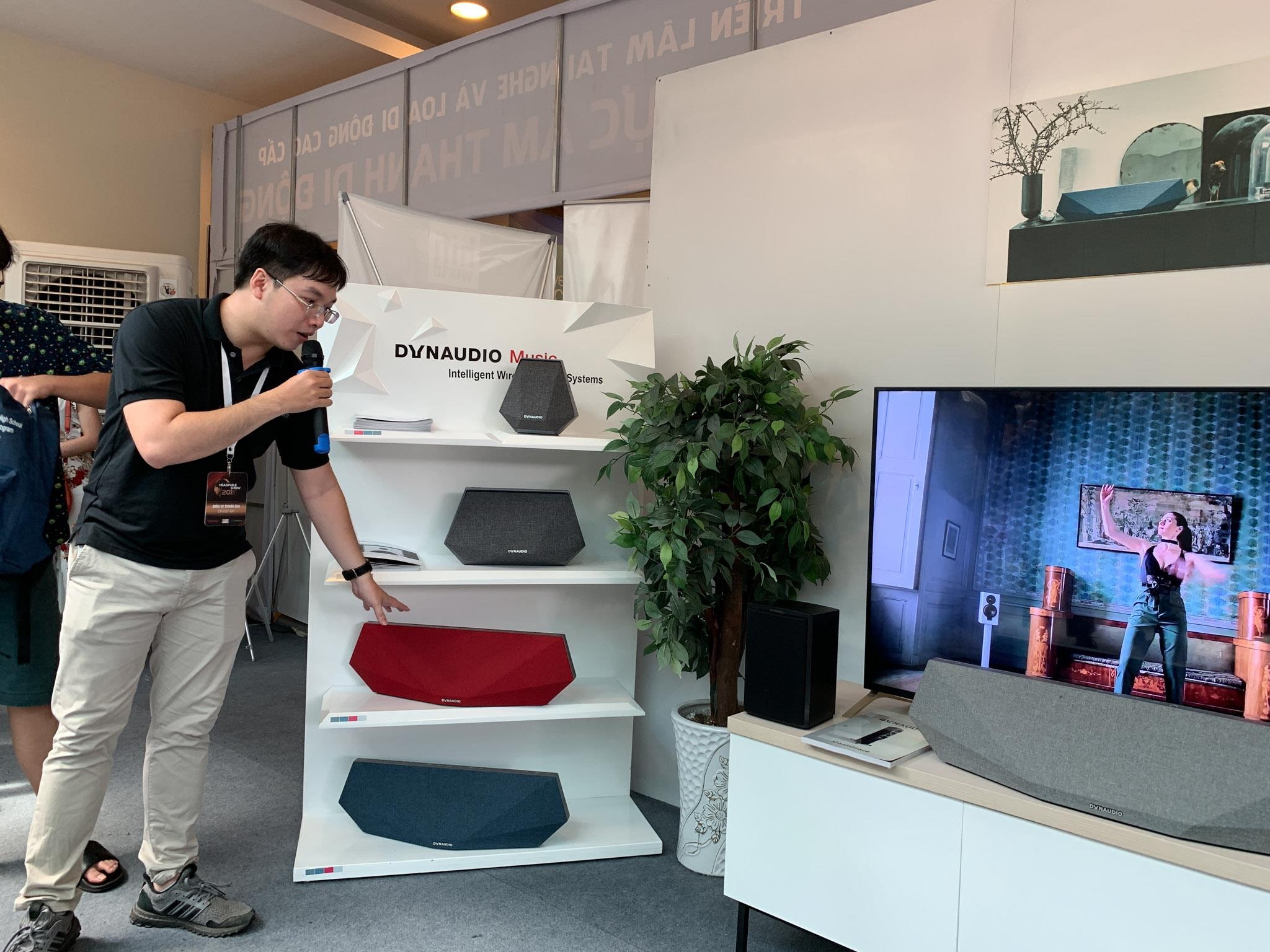 Headphile Show anh 14