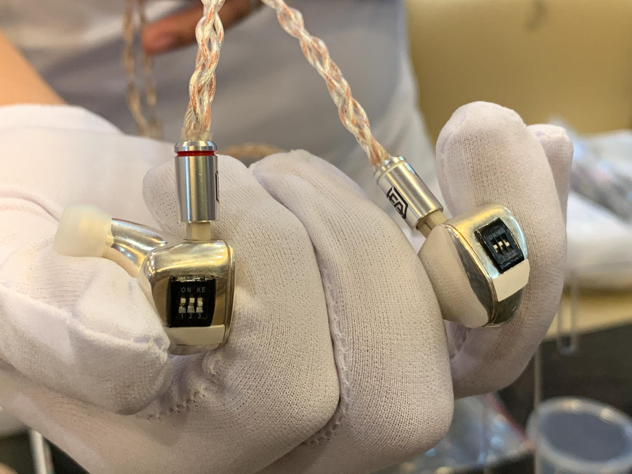 Headphile Show anh 6