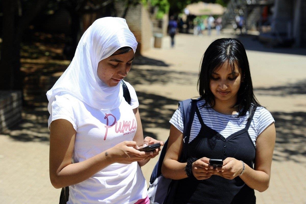 hang di dong Simi Mobile anh 1