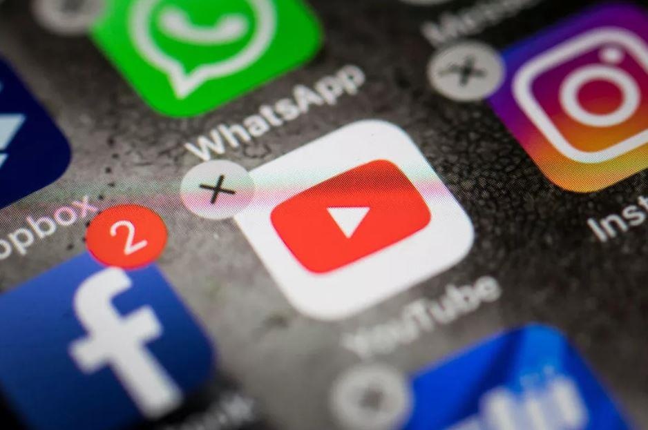 YouTube, Facebook, Instagram doi mat an phat nang vi noi dung doc hai hinh anh