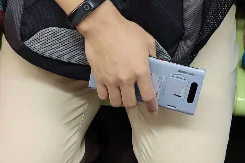 Mate 30 Pro lo anh thuc te anh 2