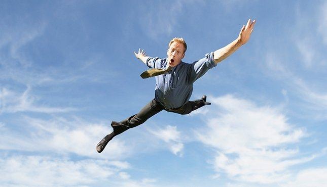 Dieu gi xay ra khi ban roi tu do tu do cao 10.000 m? hinh anh