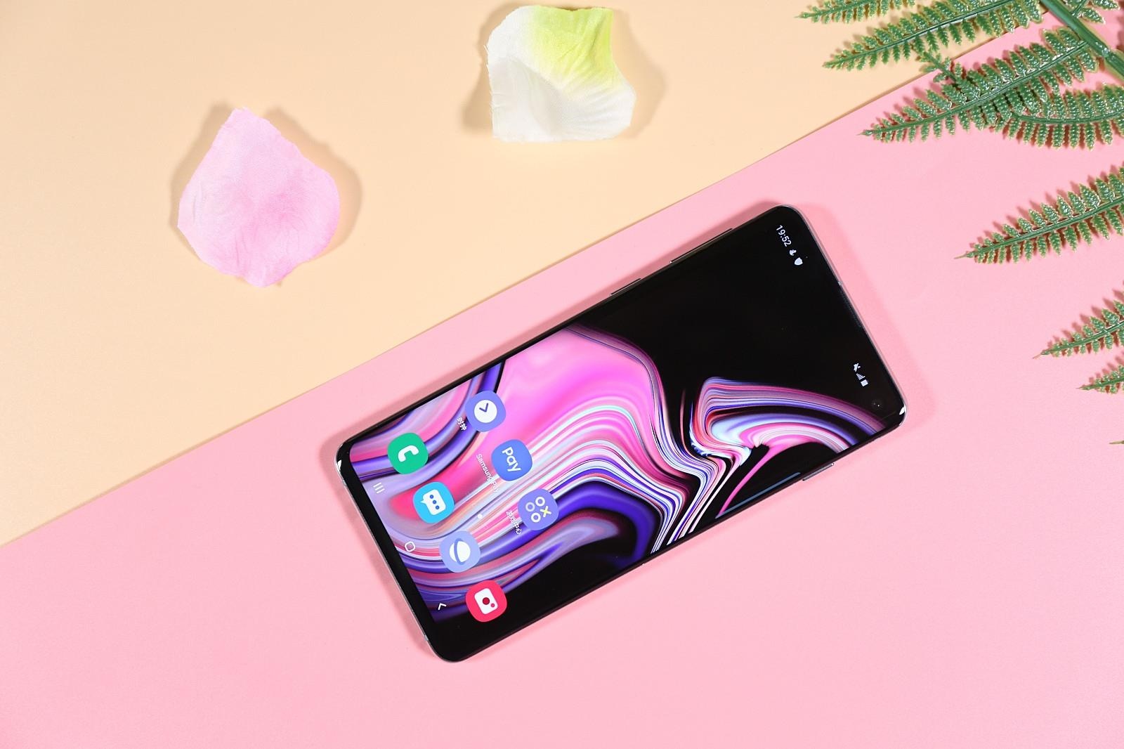 Samsung co the ra mat 3 chiec Galaxy S11, ho tro 5G hinh anh