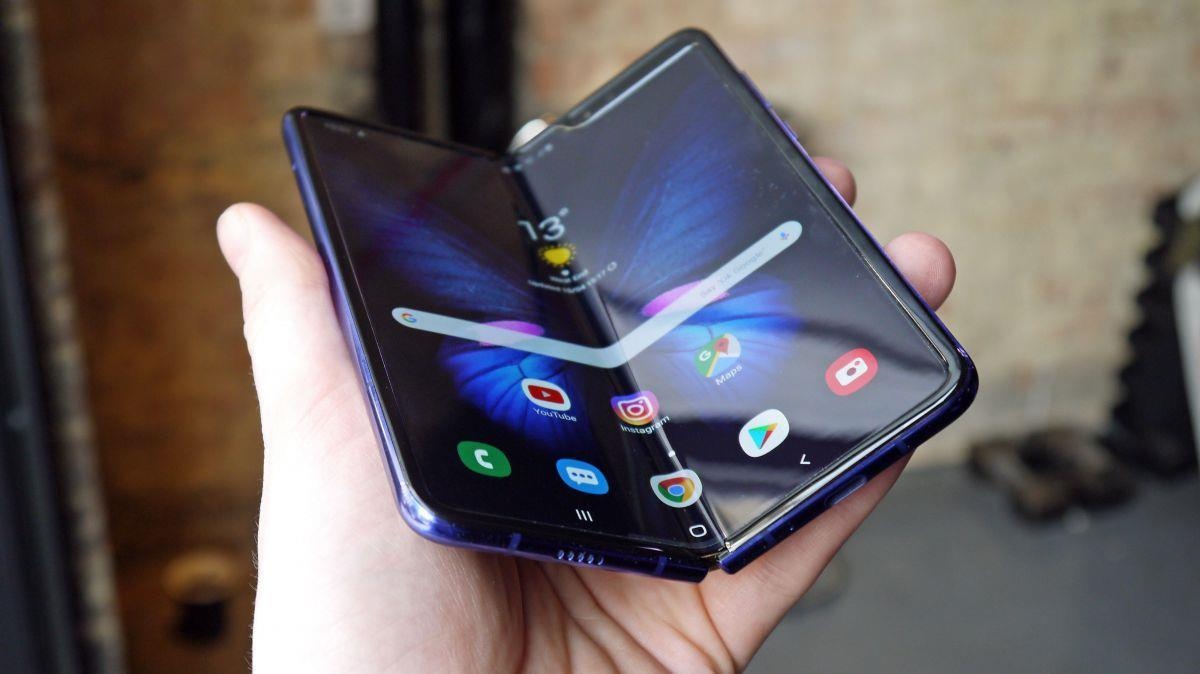Galaxy Fold ban o Viet Nam thang 11, gia 50 trieu dong hinh anh