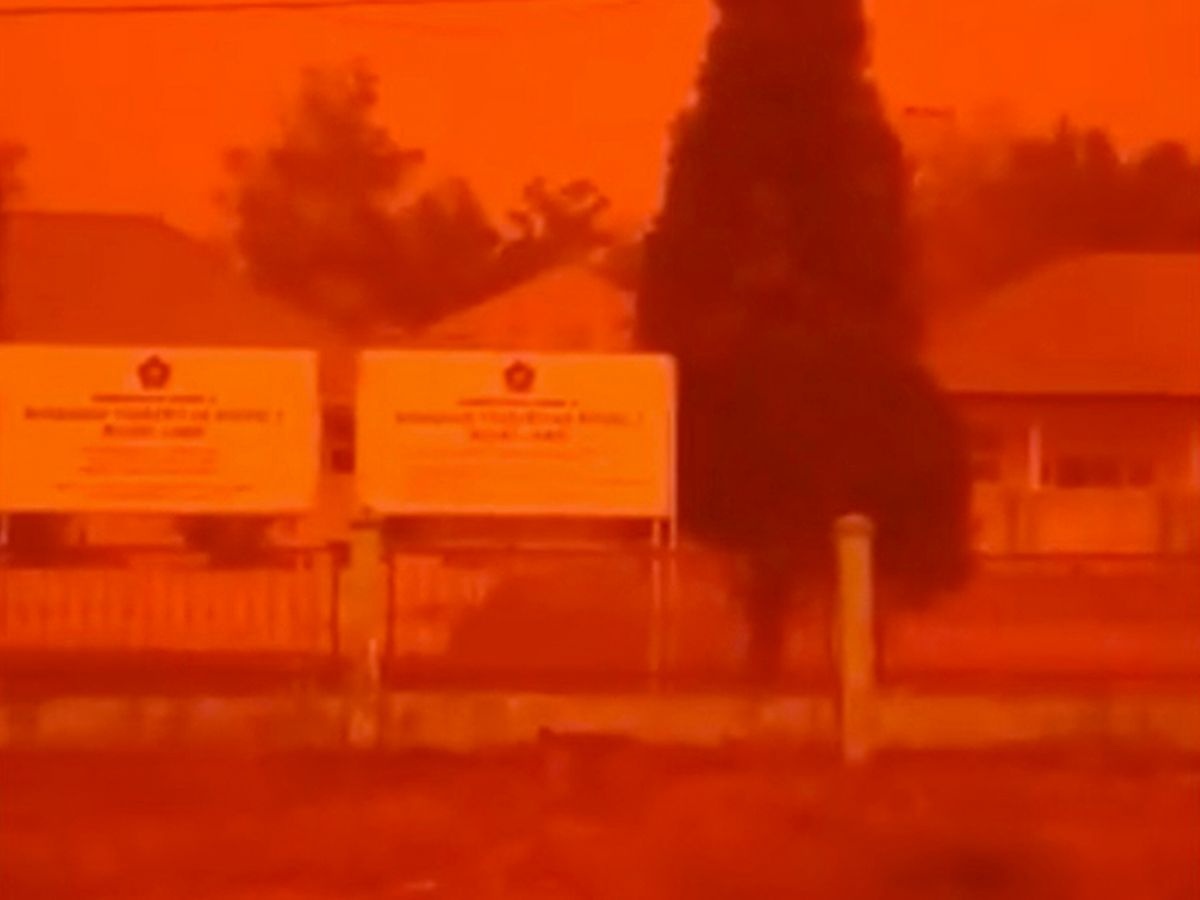 bau troi do Indonesia anh 3