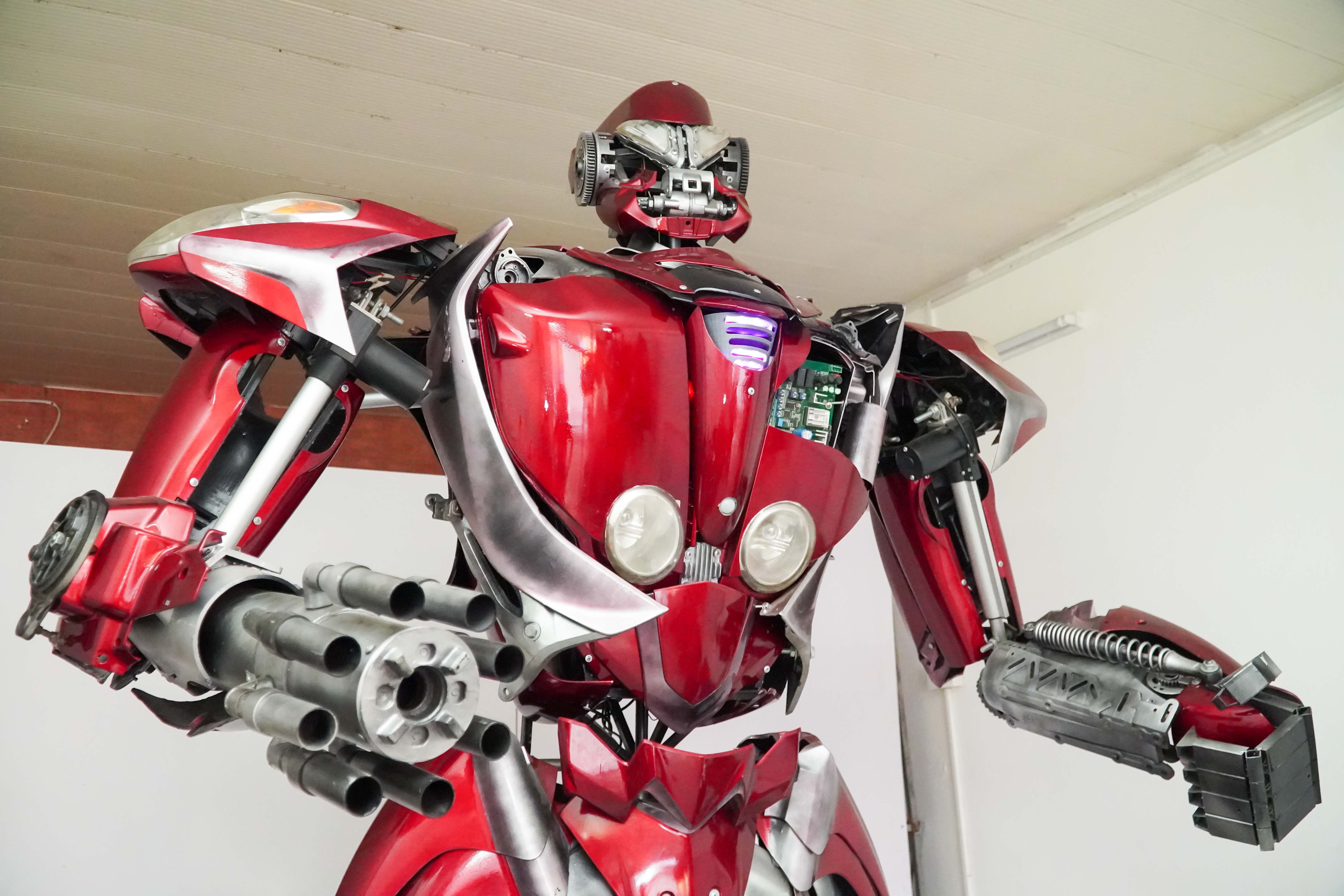 Robot lam tu phe lieu anh 4