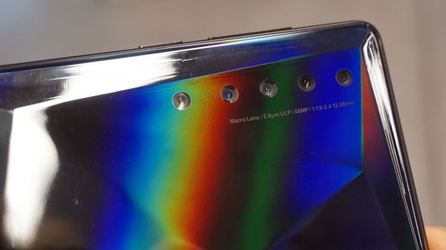 doi thu Galaxy Fold anh 6