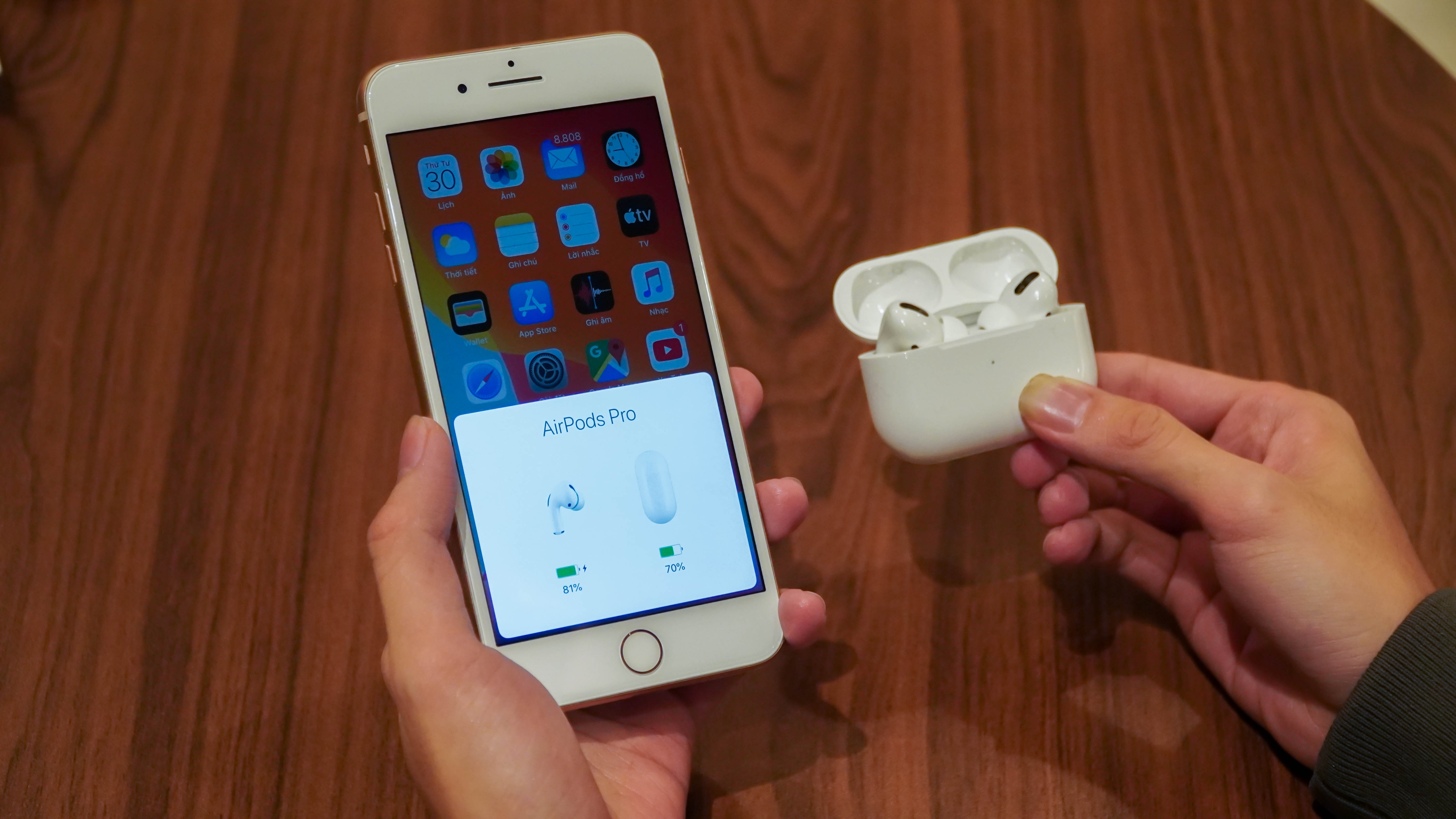 tren tay AirPods Pro anh 6