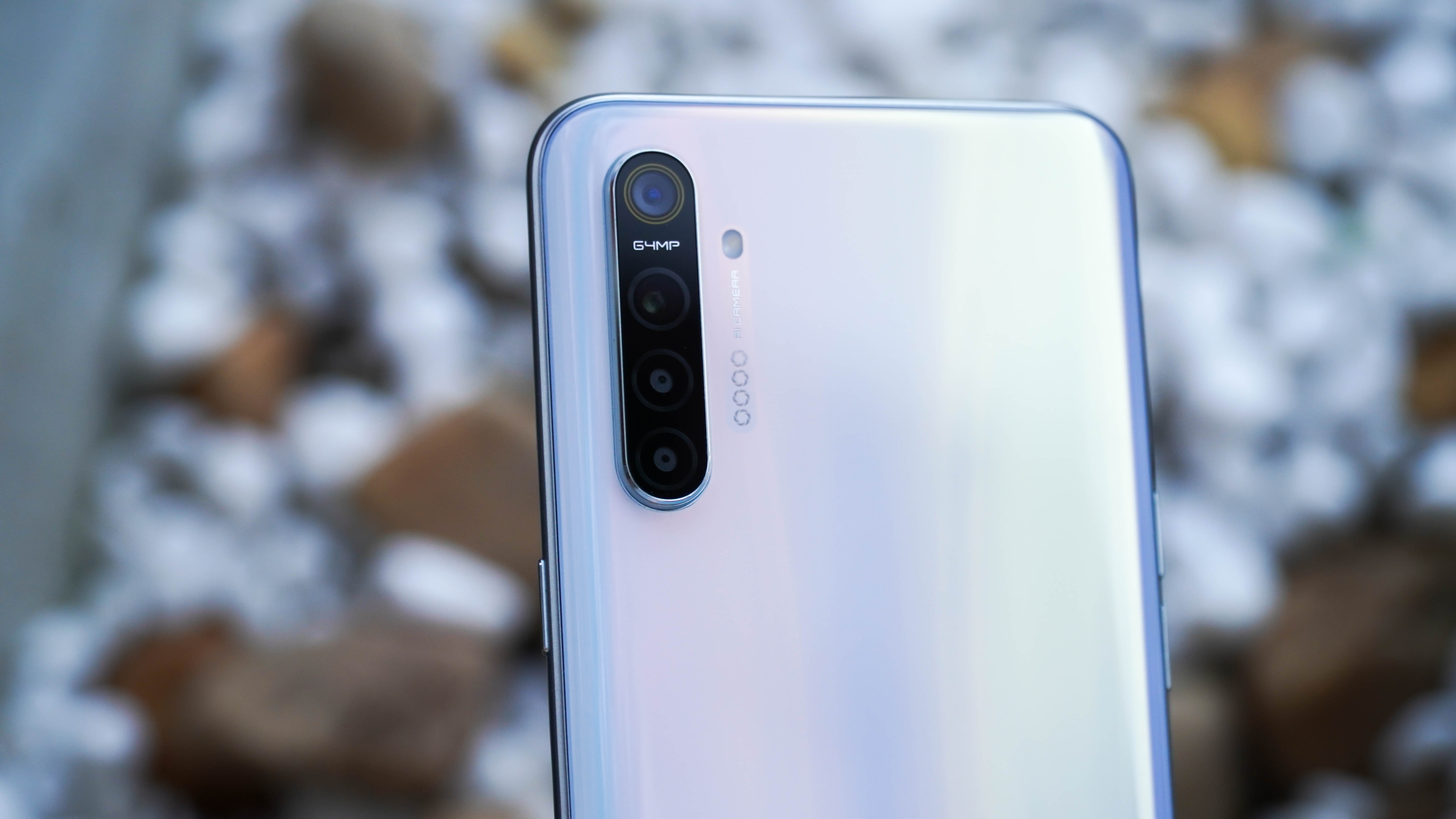 danh gia Realme XT anh 3