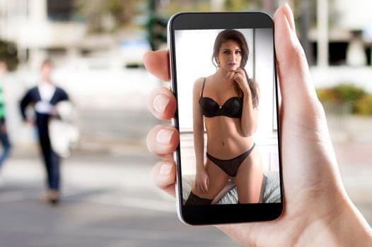 Nha mang chan web den, nguoi Viet tim phim khieu dam nhieu hon hinh anh