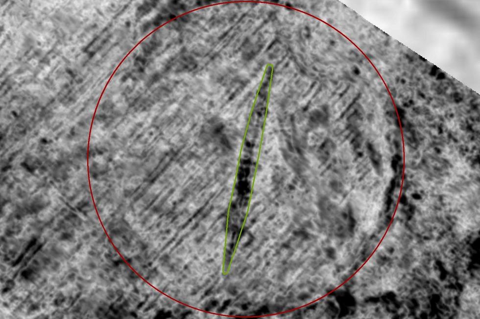 Radar hien dai giup phat hien con tau 1.000 nam tuoi duoi long dat hinh anh