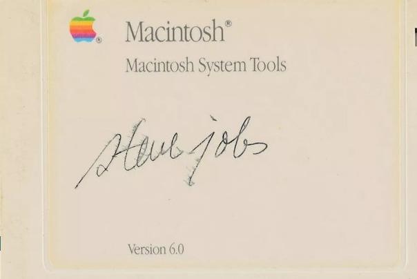 Mot chiec dia mem duoc ban voi gia 84.000 USD hinh anh