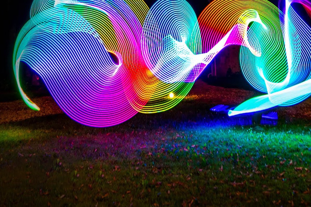 Dieu gi xay ra neu con nguoi nhin thay song Wi-Fi? hinh anh