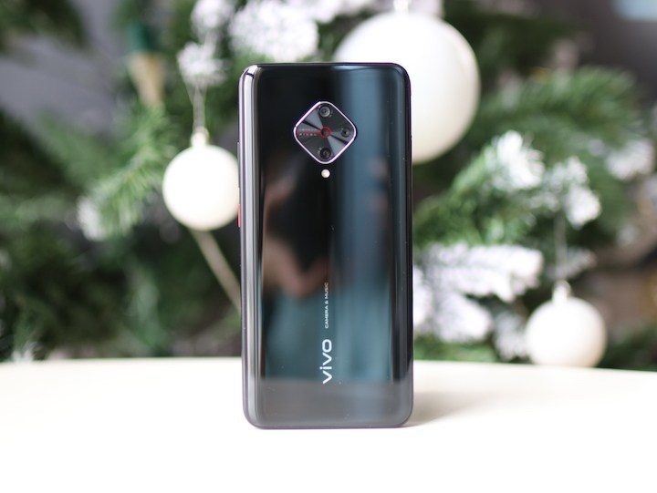 Smartphone dang mua duoi 7 trieu dong anh 1