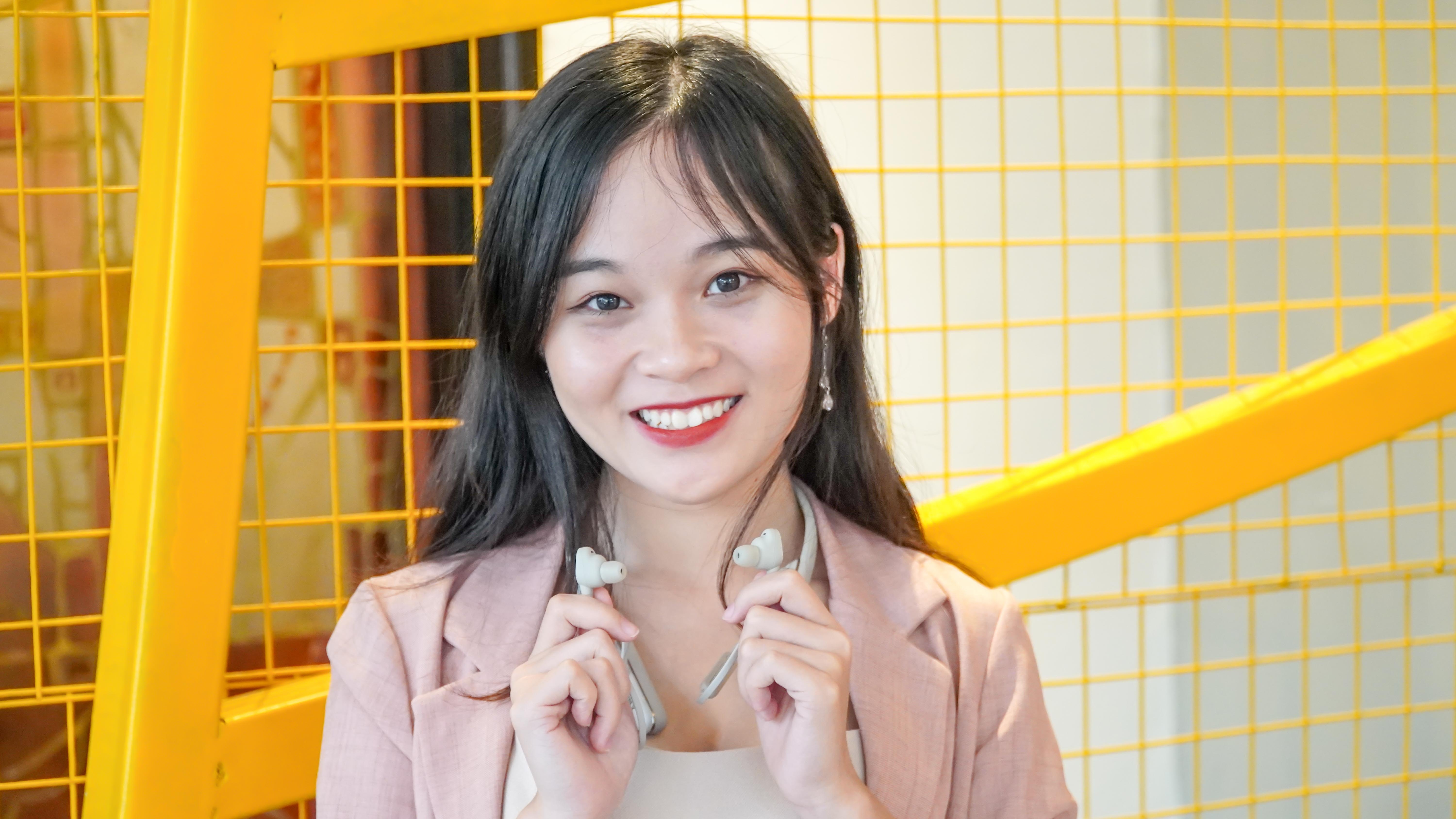 trai nghiem Sony WI-1000XM2 anh 8