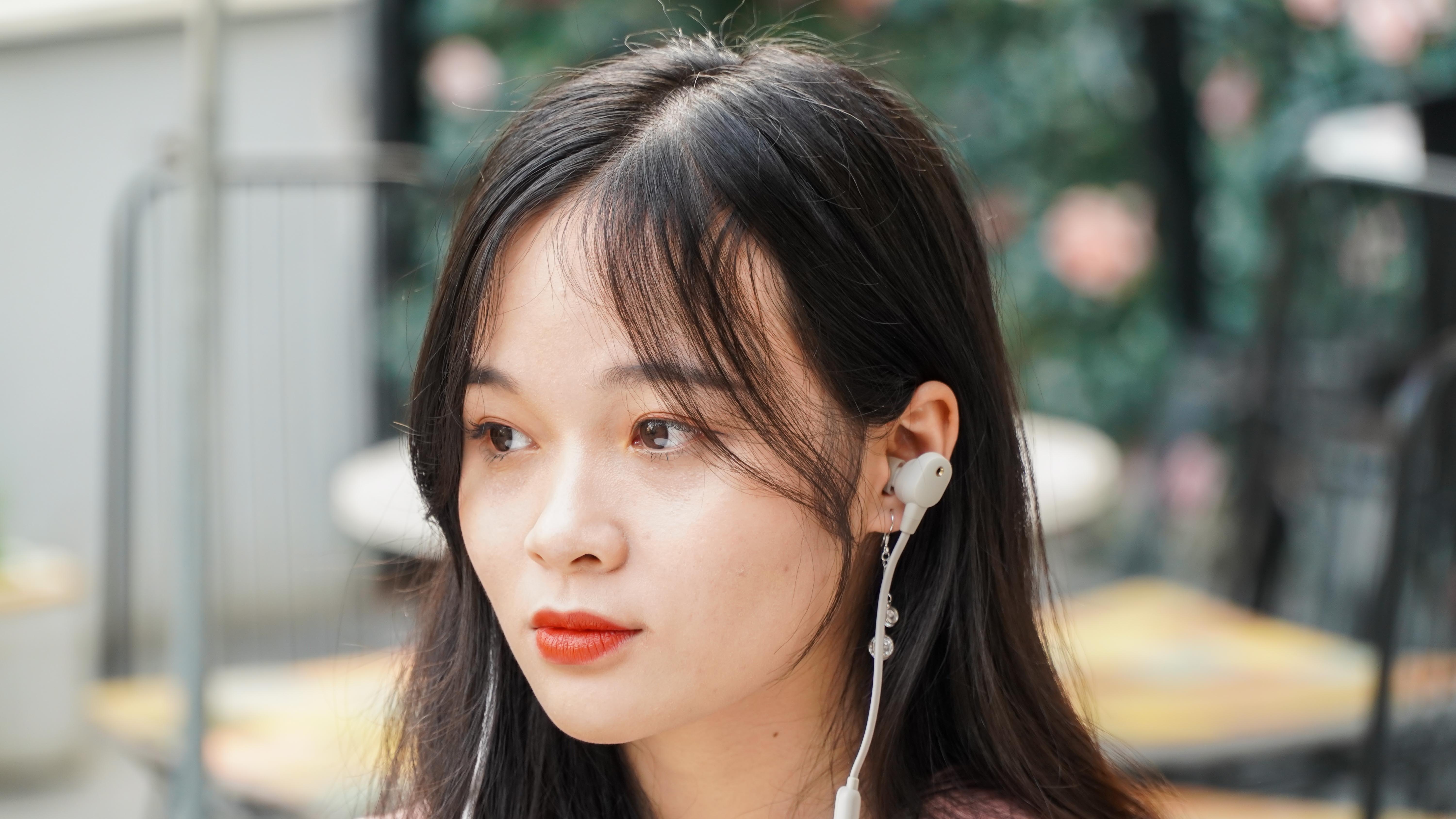 so sanh AirPods Pro va Sony WI-1000XM2 anh 4