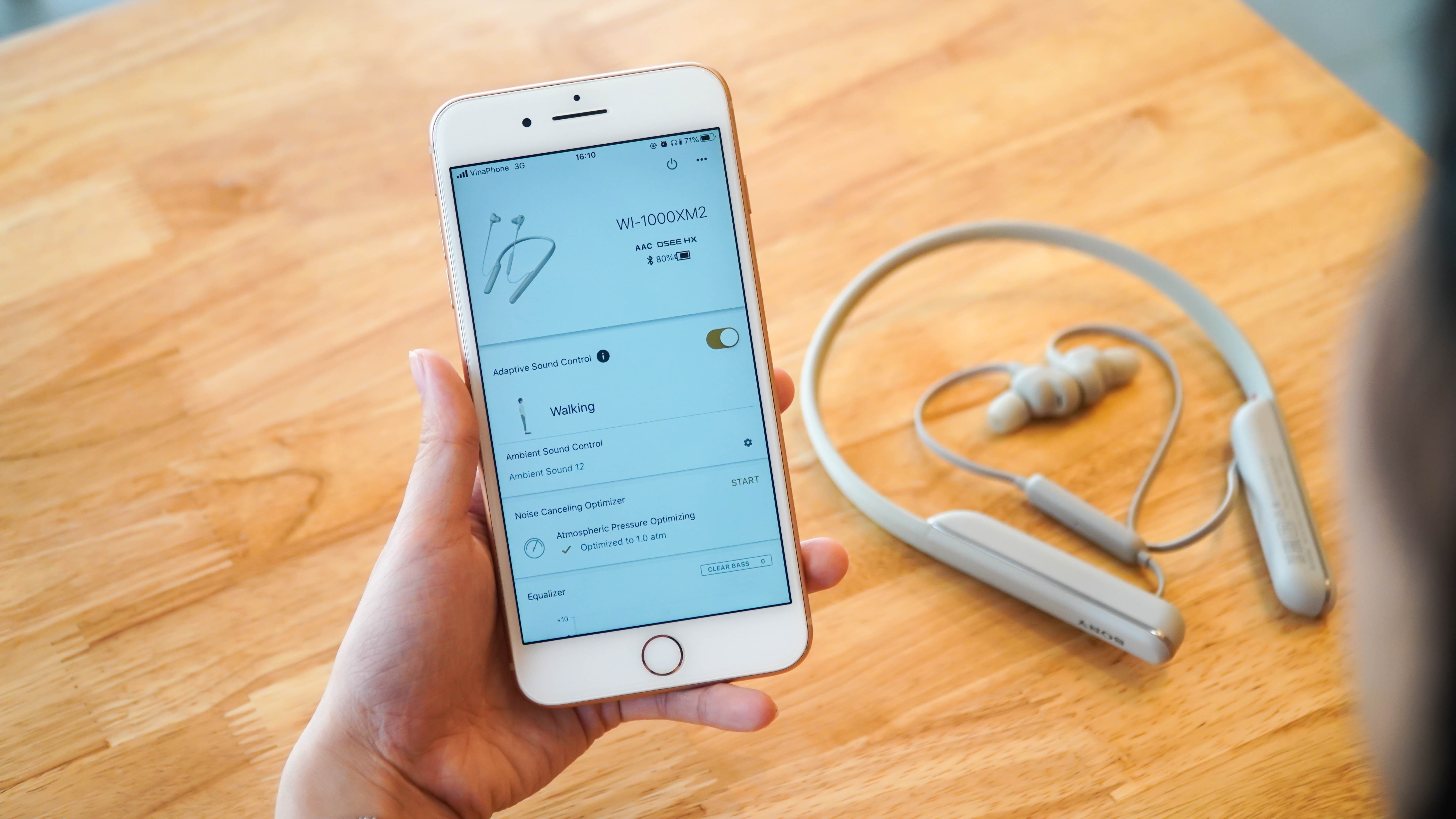 so sanh AirPods Pro va Sony WI-1000XM2 anh 11