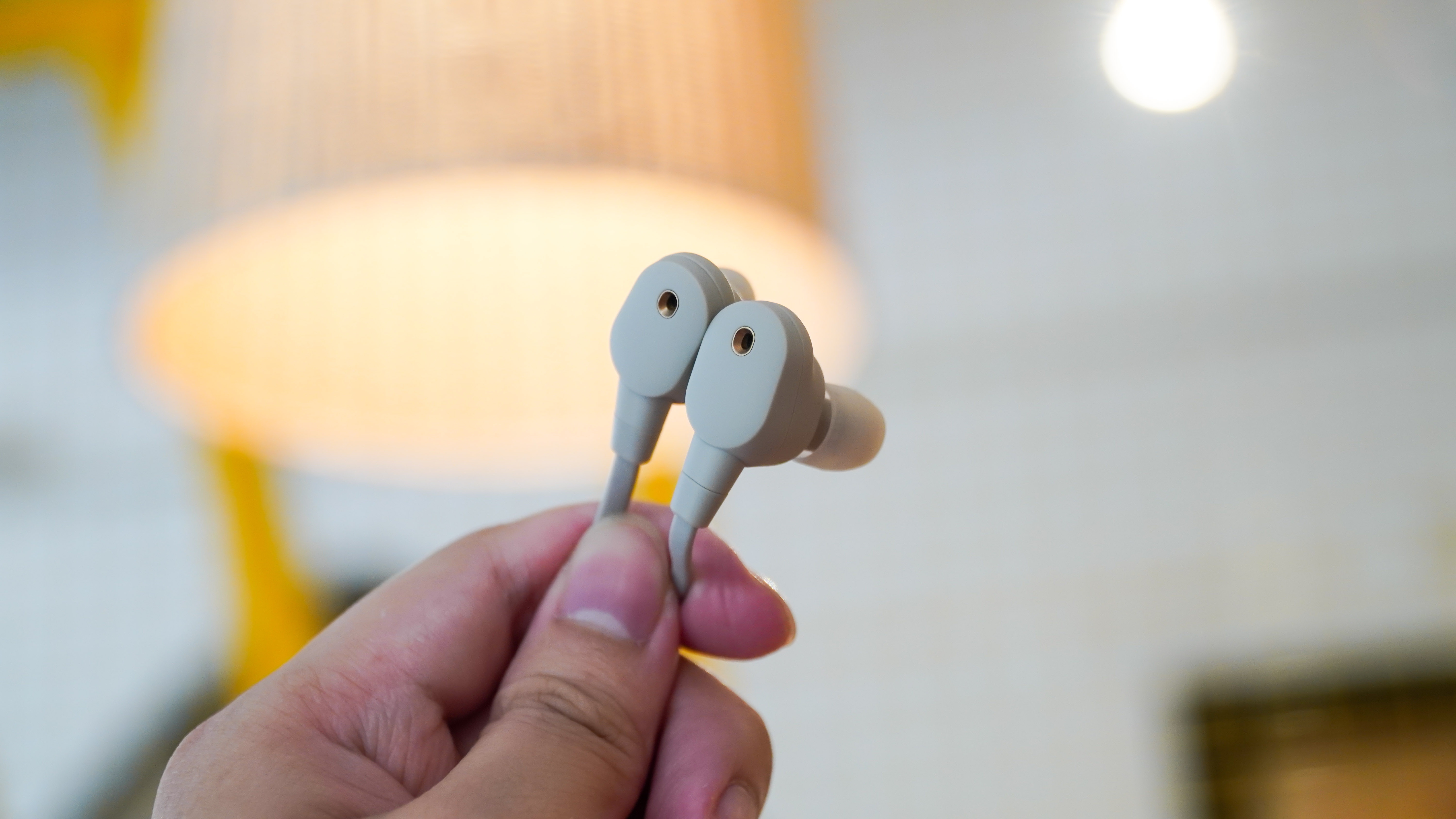 đánh giá tai nghe Sony WI-1000XM2 ảnh 4 danh gia tai nghe Sony WI-1000XM2 anh 4